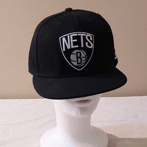 Brooklyn Nets Ultra Game NBA Black/White Logo/*BRKLYN* Adjustable hat